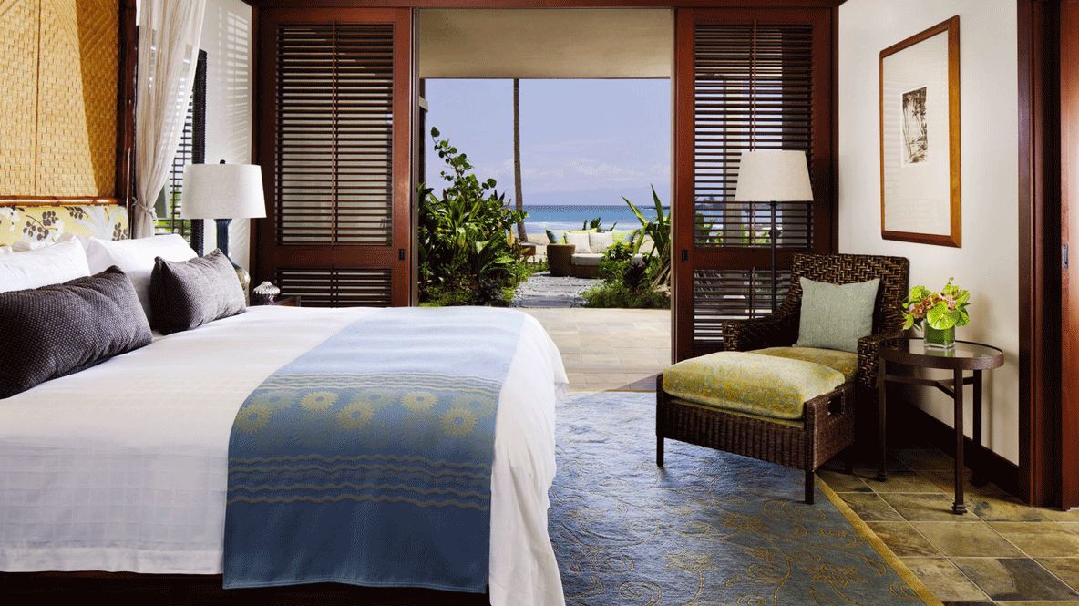 bedroom suite-four seasons resort hualalai hawaii