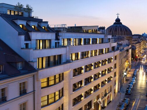mandarin-oriental-paris-facade-hotel