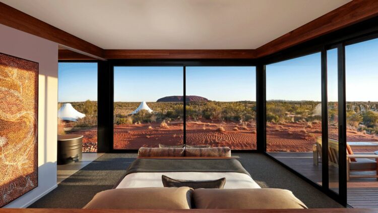 bedroom view ayers rock-longitude 131° australia
