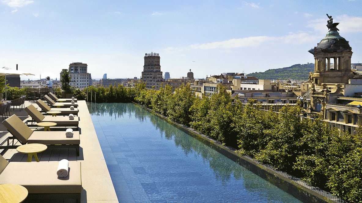 rooftop pool-mandarin oriental barcelona