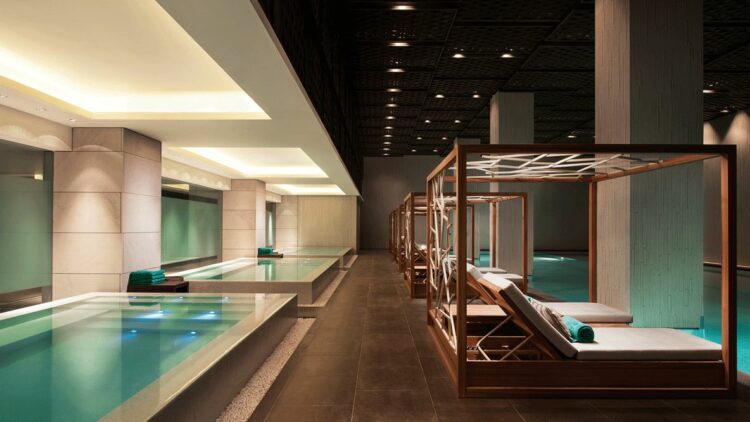 indoor pools-banyan tree shanghai on the bund