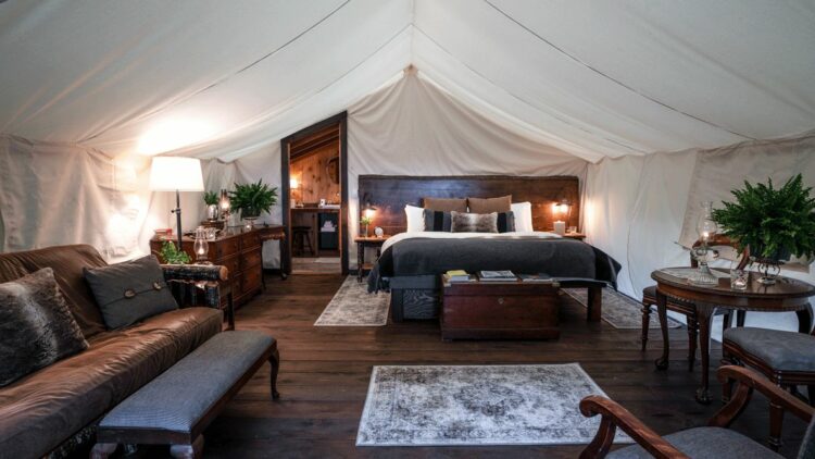 bedroom tent-clayoquot wilderness resort canada