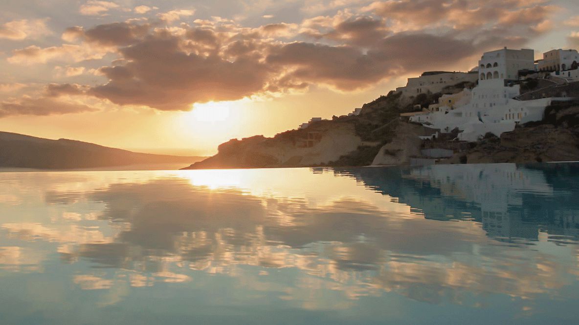 infinity pool sunset-katikies hotel greece