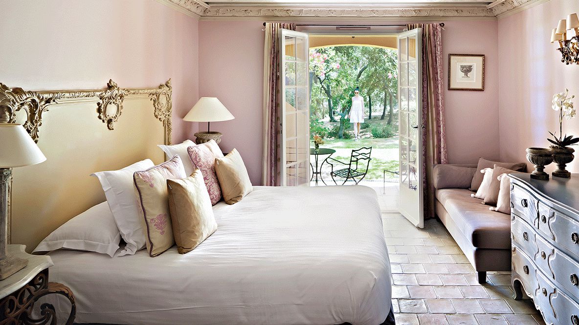 bedroom garden view-villa marie saint-tropez