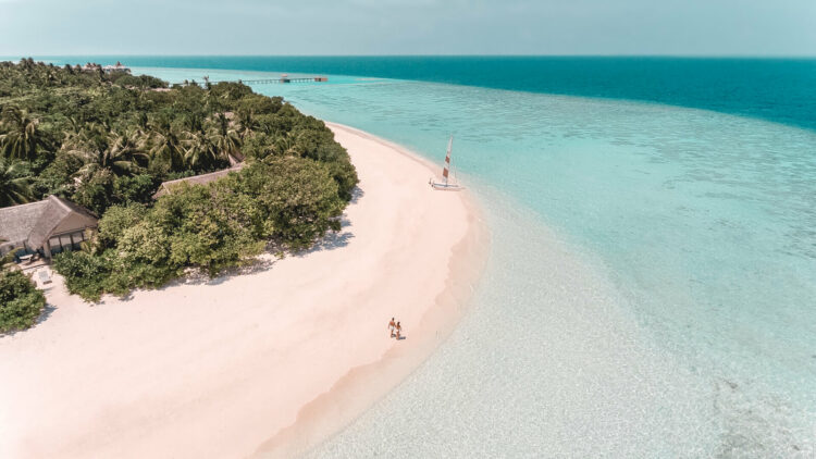 vakkaru island maldives-private-beach