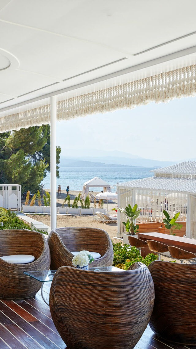 Danai-Beach-Resort-&-Villas_Beach-Bar