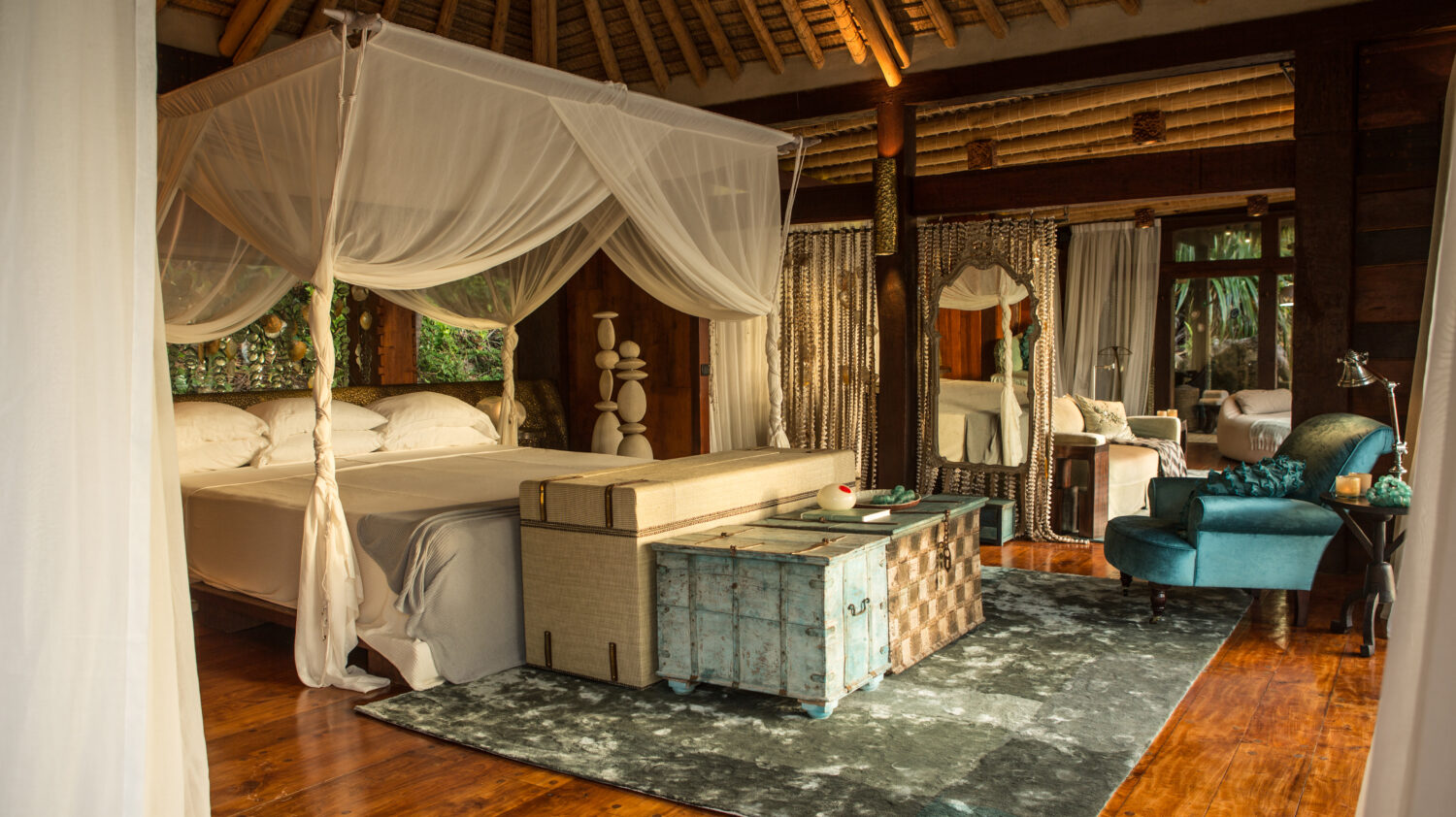 amazing bedroom villa-north island seychelles