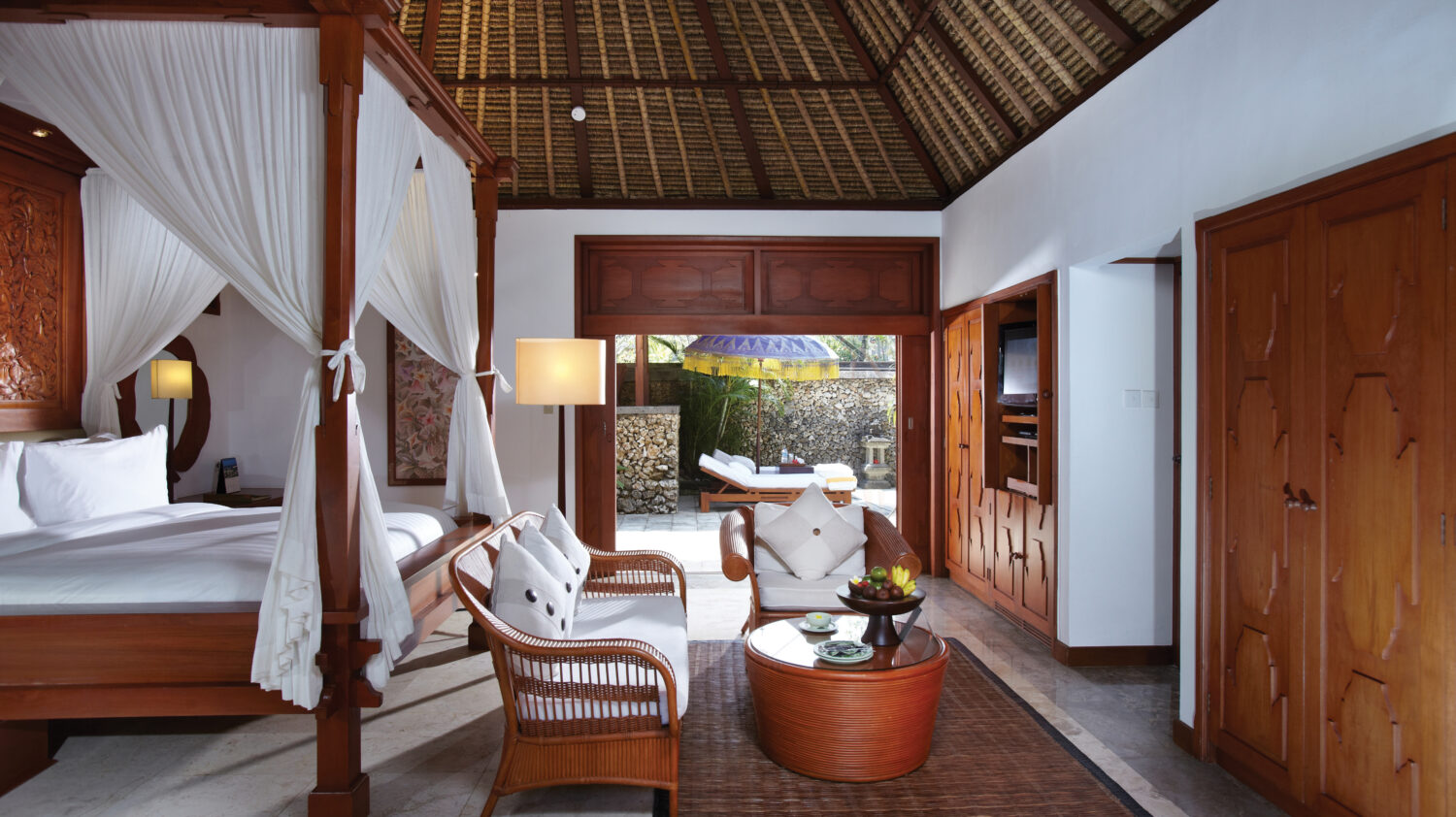 luxury villa bedroom interior-the oberoi beach resort bali