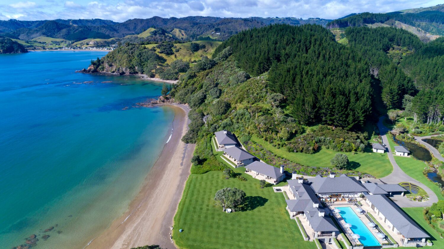 overview location-helena bay lodge new zealand