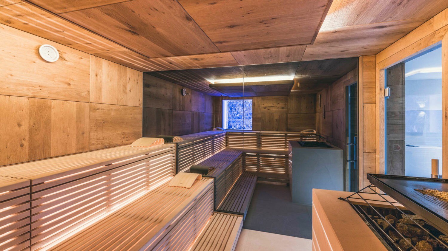 schlosshotel-ischgl-sauna-interior