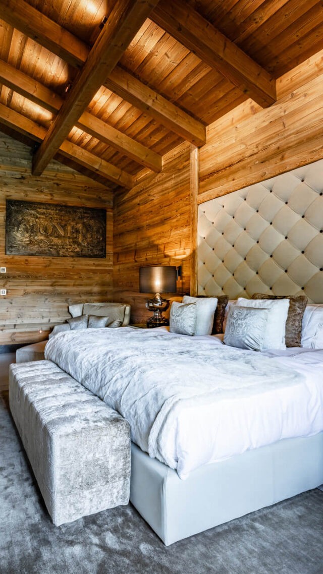ultima-gstaad-bedroom-kingsize-bed