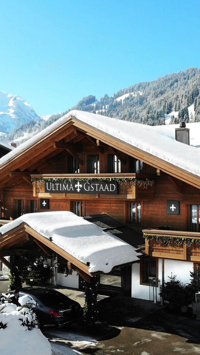 ultima-gstaad-location-winter-building