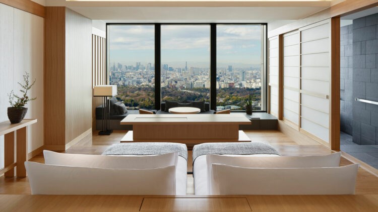 Aman-Tokyo_Deluxe-Palace-Garden-View-Room