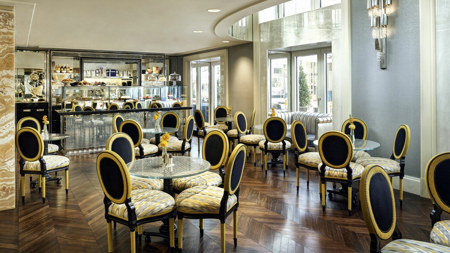 Park_Hyatt-Vienna-Cafe-am-Hof-interior