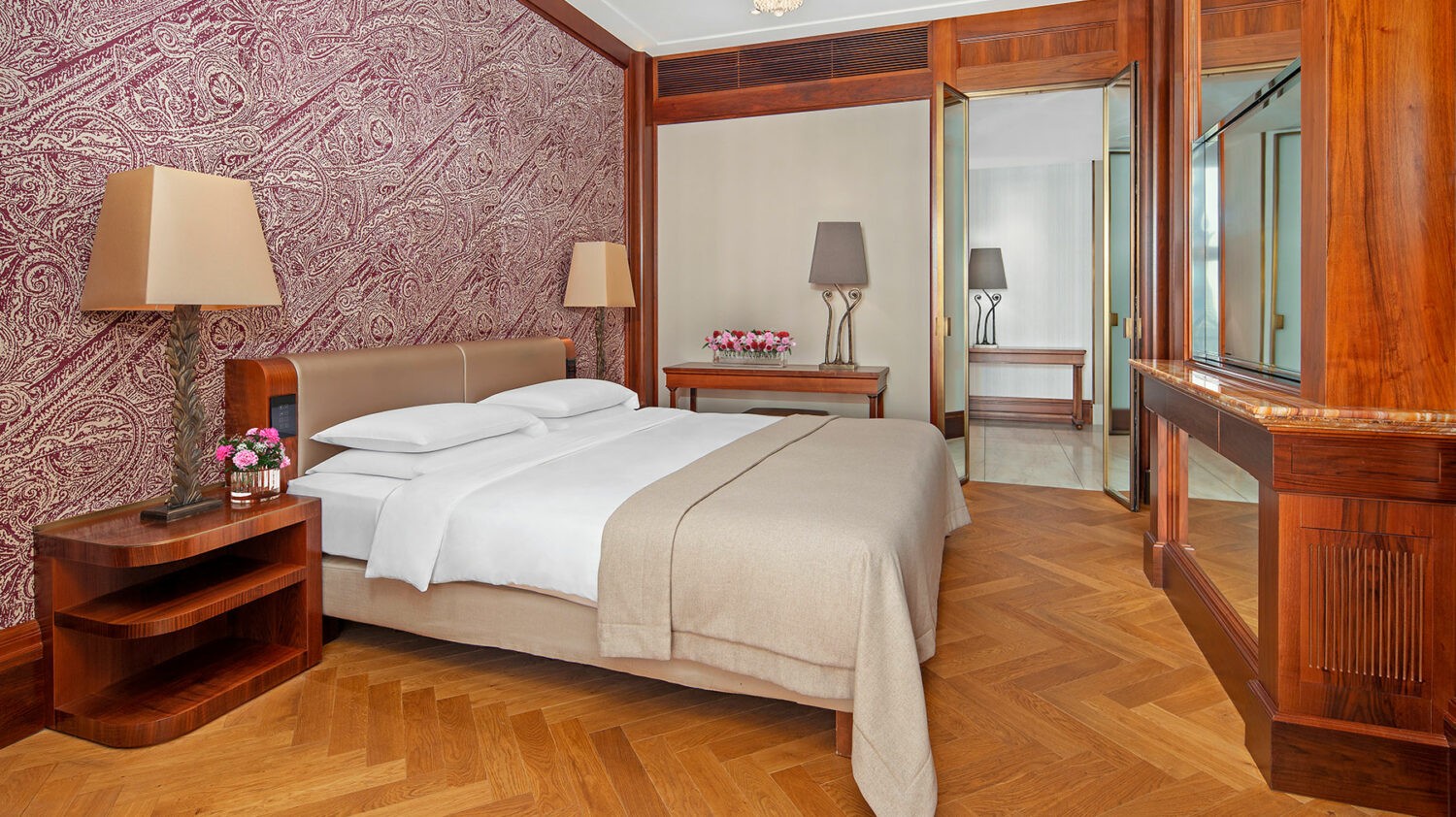 Park_Hyatt_Vienna-Ambassador-suite-Bedroom