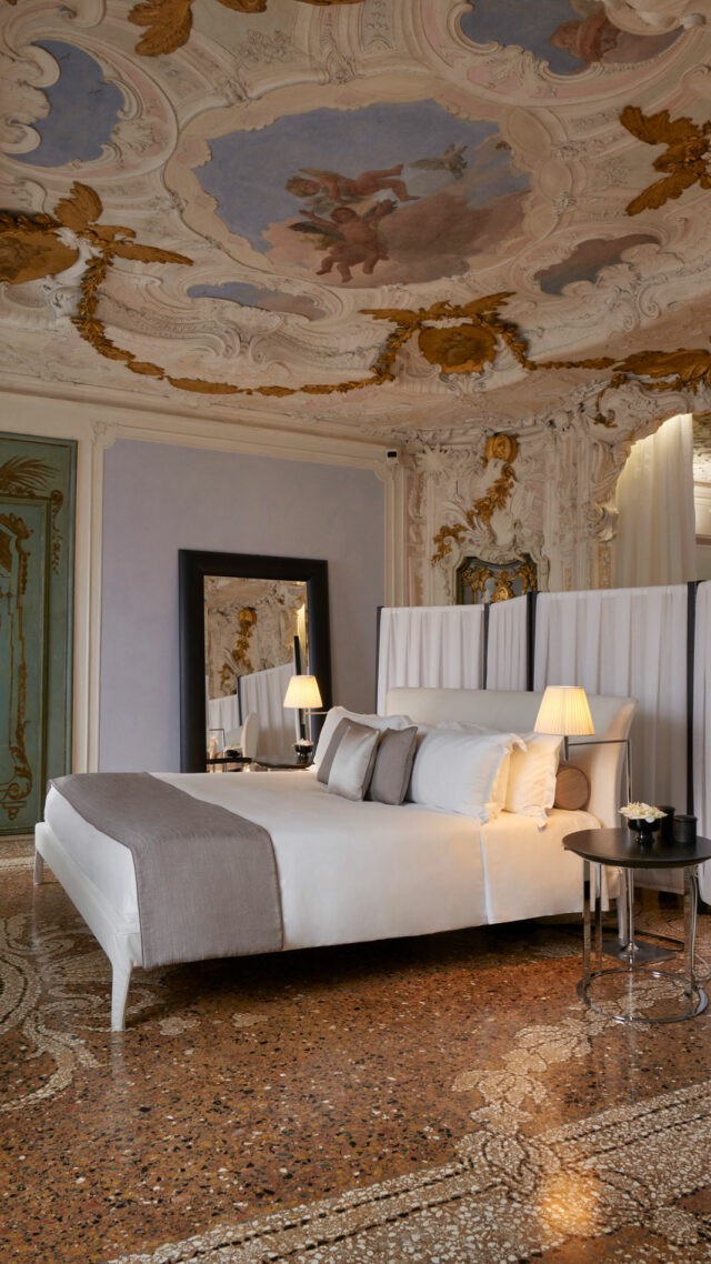 Aman-Venice_Bed_mobile