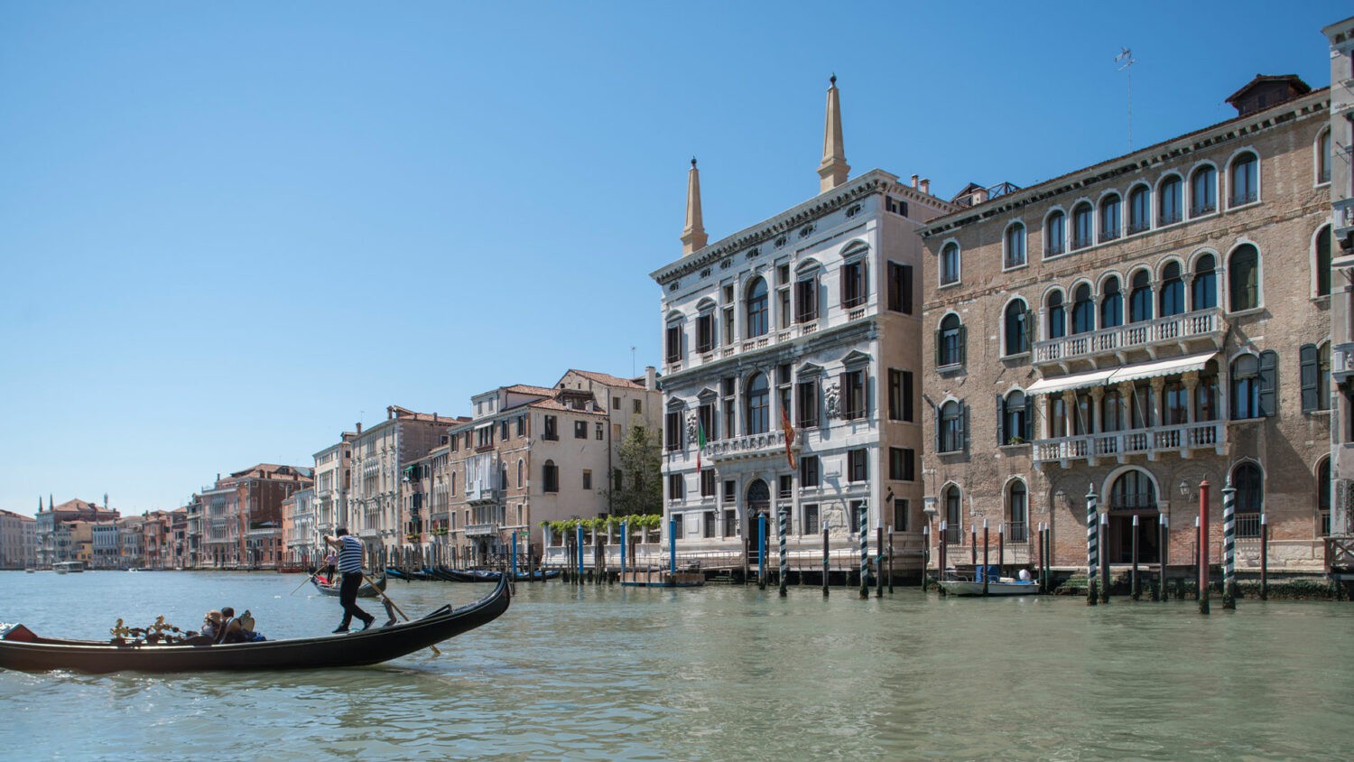 Aman-Venice_Water-street