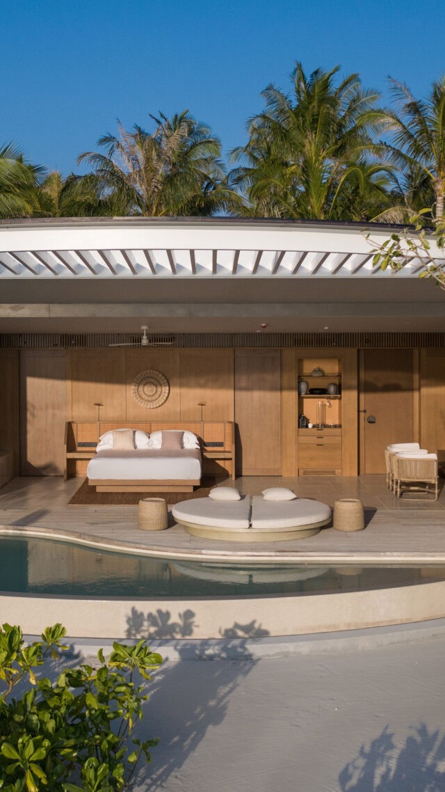 The Ritz-Carlton Maldives, Fari Islands - Beach Pool Villa Exterior_mobile